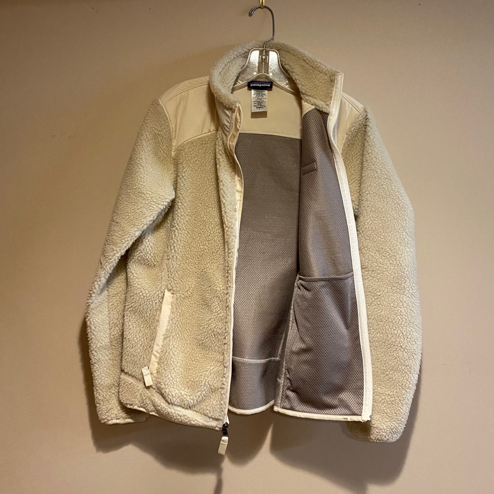 Patagonia Fleece - Picture 3 of 4
